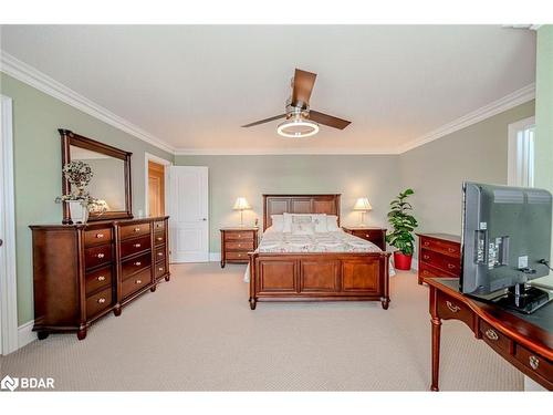 31 Plunkett Court, Barrie, ON - Indoor Photo Showing Bedroom