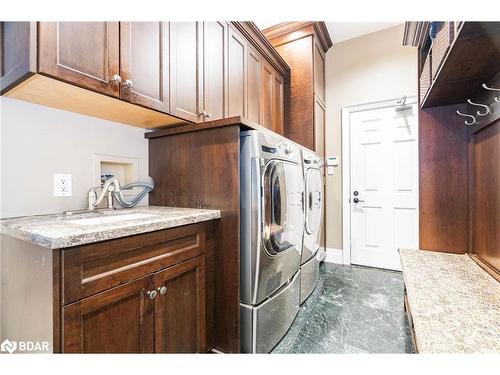 1826 Quantz Crescent, Innisfil, ON - Indoor Photo Showing Laundry Room