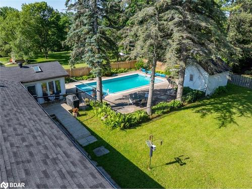 3156 25 Side Road, Innisfil, ON - Outdoor With In Ground Pool