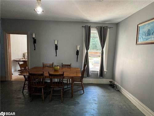 1073 3Rd Avenue A E, Owen Sound, ON - Indoor Photo Showing Dining Room