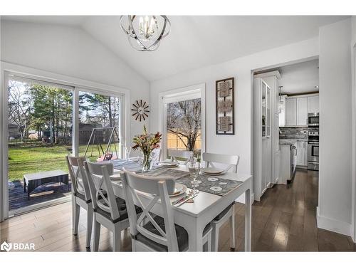 89 Melrose Avenue, Barrie, ON - Indoor Photo Showing Dining Room