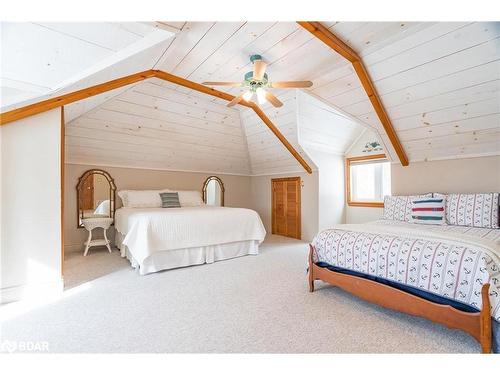 187 Champlain Road, Penetanguishene, ON - Indoor Photo Showing Bedroom