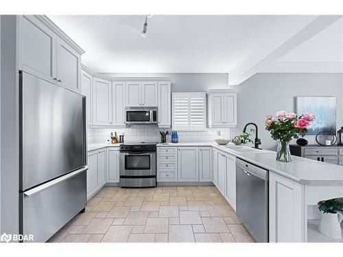 1119 Muriel Street, Innisfil, ON - Indoor Photo Showing Kitchen With Stainless Steel Kitchen