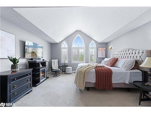 1119 Muriel Street, Innisfil, ON - Indoor Photo Showing Bedroom