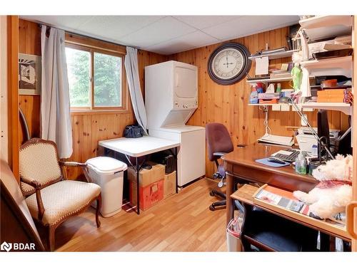 344 Loon Road, Georgina Island, ON - Indoor Photo Showing Laundry Room