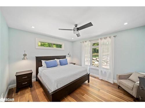 1087 Vindin Street, Midland, ON - Indoor Photo Showing Bedroom