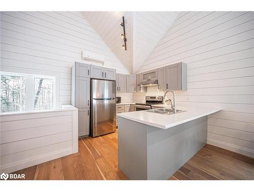 1087 Vindin Street, Midland, ON - Indoor Photo Showing Kitchen With Double Sink