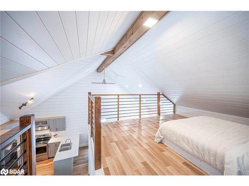 1087 Vindin Street, Midland, ON - Indoor Photo Showing Bedroom