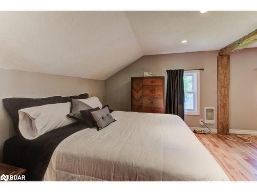 98 Snyder'S Road E, Baden, ON - Indoor Photo Showing Bedroom