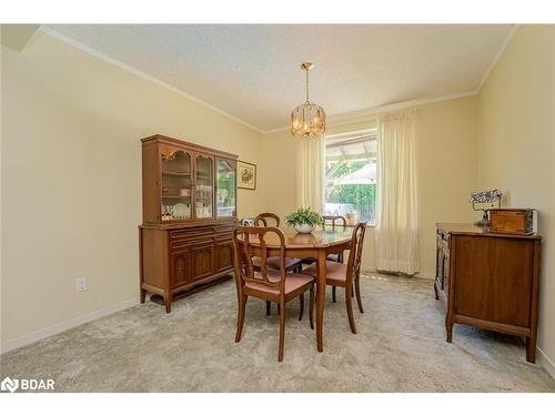 30 Clover Avenue, Barrie, ON - Indoor Photo Showing Dining Room