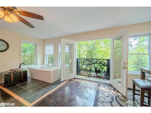 4 Clover Court, Kawartha Lakes, ON - Indoor Photo Showing Other Room