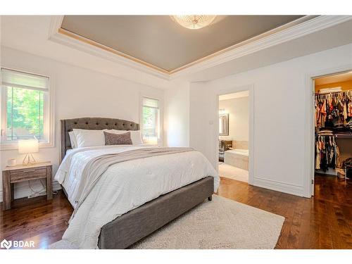 35 Adelaide Street, Barrie, ON - Indoor Photo Showing Bedroom