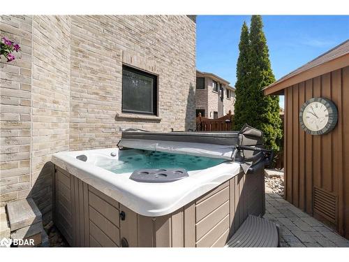 23 Grants Way, Barrie, ON - Outdoor With Exterior