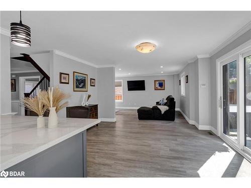 23 Grants Way, Barrie, ON - Indoor