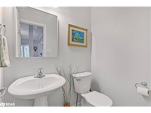 9 Tascona Court, Barrie, ON - Indoor Photo Showing Bathroom