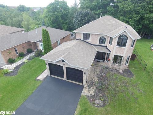 60 Columbia Road, Barrie, ON - Outdoor With In Ground Pool