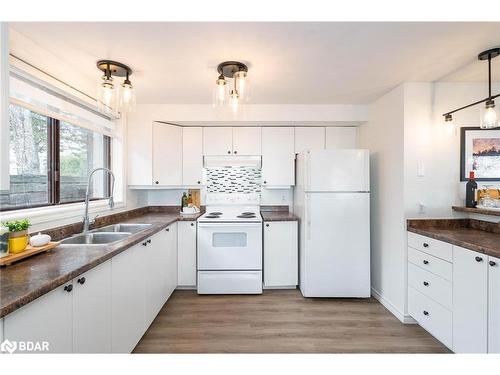 1078 Tiny Beaches Road S, Tiny, ON - Indoor Photo Showing Kitchen With Double Sink