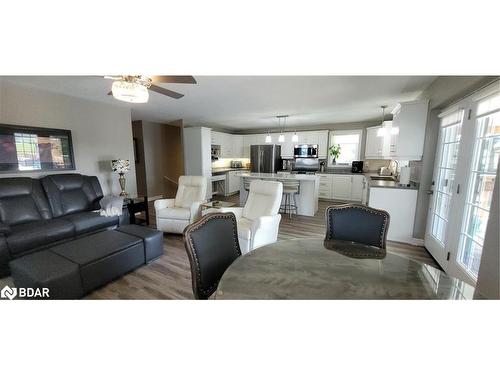 12 Fulsom Crescent, Orillia, ON - Indoor Photo Showing Living Room