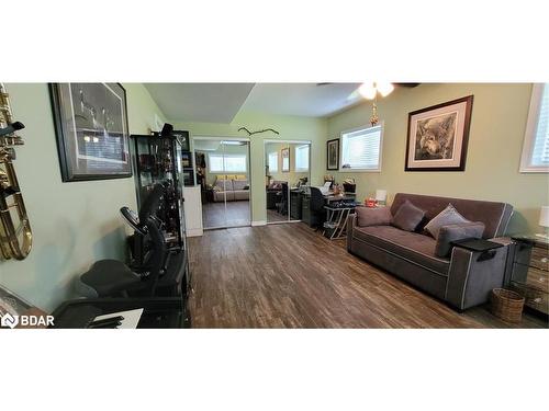 12 Fulsom Crescent, Orillia, ON - Indoor Photo Showing Living Room