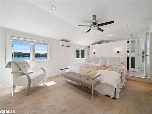 201 Cedar Island Road, Orillia, ON - Indoor Photo Showing Bedroom