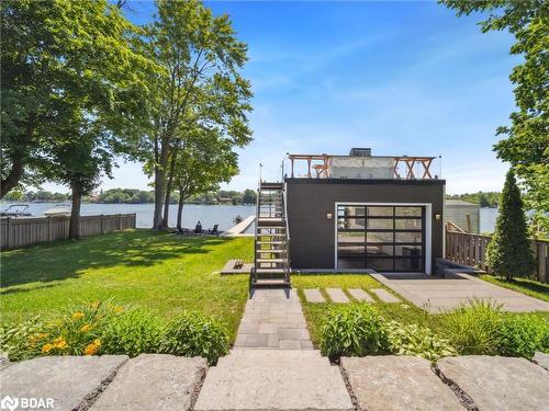 201 Cedar Island Road, Orillia, ON - Outdoor