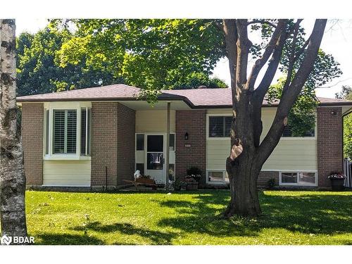 211 Sunset Crescent, Stroud, ON - Outdoor