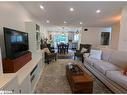 211 Sunset Crescent, Stroud, ON  - Indoor Photo Showing Living Room 