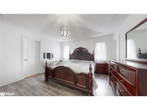 6241 Sam Iorfida Drive, Niagara Falls, ON - Indoor Photo Showing Bedroom