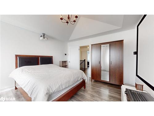 6241 Sam Iorfida Drive, Niagara Falls, ON - Indoor Photo Showing Bedroom