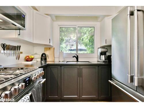 34 Belcourt Avenue, Barrie, ON - Indoor Photo Showing Kitchen With Double Sink