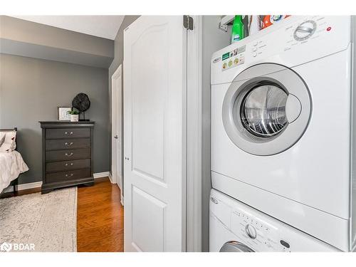 608-699 Aberdeen Boulevard, Midland, ON - Indoor Photo Showing Laundry Room