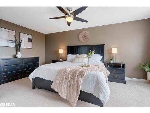 30 Capilano Court, Barrie, ON - Indoor Photo Showing Bedroom