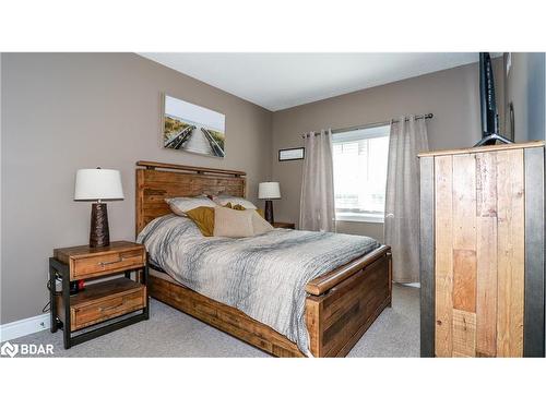 206-40 Ferndale Drive S, Barrie, ON - Indoor Photo Showing Bedroom