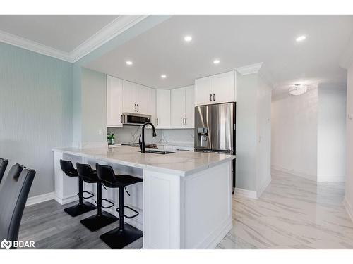 408-6 Toronto Street, Barrie, ON - Indoor Photo Showing Kitchen With Upgraded Kitchen