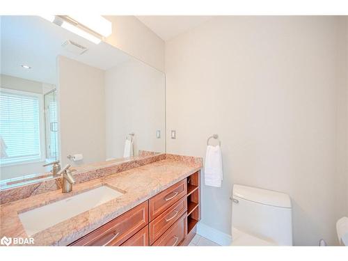 27 White Oaks Road, Barrie, ON - Indoor Photo Showing Bathroom