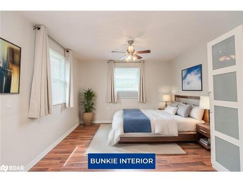 1627 Houston Avenue, Innisfil, ON - Indoor Photo Showing Bedroom