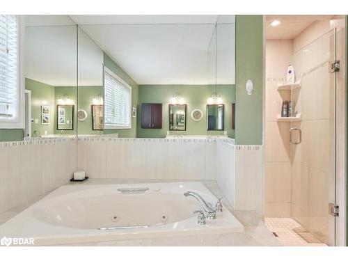 20 Iris Crescent, Brampton, ON - Indoor Photo Showing Bathroom