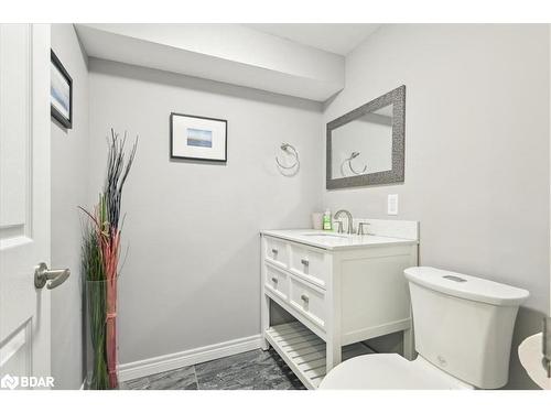 20 Iris Crescent, Brampton, ON - Indoor Photo Showing Bathroom