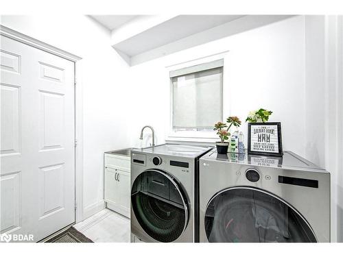 13 Auburn Court, Barrie, ON - Indoor Photo Showing Laundry Room