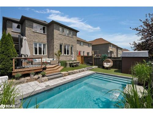 61 Sovereign'S Gate, Barrie, ON - Outdoor With In Ground Pool