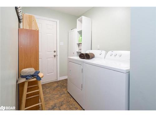51 Evergreen Crescent, Wasaga Beach, ON - Indoor Photo Showing Laundry Room