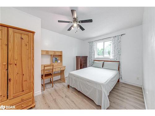 65 Wismer Avenue, Barrie, ON - Indoor Photo Showing Bedroom
