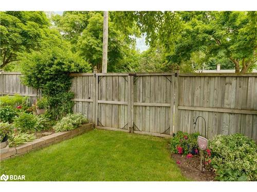 97 Puget Street, Barrie, ON - Outdoor With Backyard