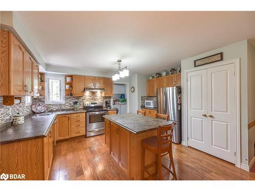 3330 Line 6 North Line, Sugarbush, ON - Indoor Photo Showing Kitchen