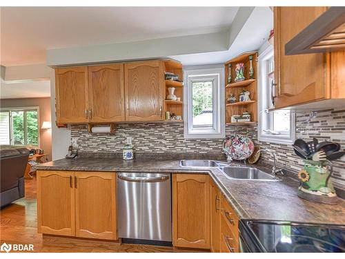 3330 Line 6 North Line, Sugarbush, ON - Indoor Photo Showing Kitchen With Double Sink