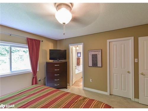 3330 Line 6 North Line, Sugarbush, ON - Indoor Photo Showing Bedroom