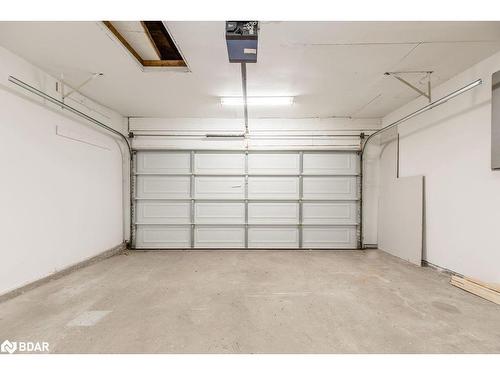 83 Marshall Street, Barrie, ON - Indoor Photo Showing Garage