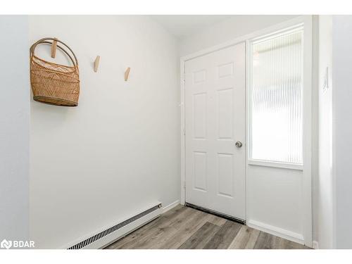 83 Marshall Street, Barrie, ON - Indoor Photo Showing Other Room