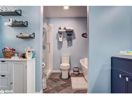 447 Sundial Drive, Orillia, ON - Indoor Photo Showing Bathroom