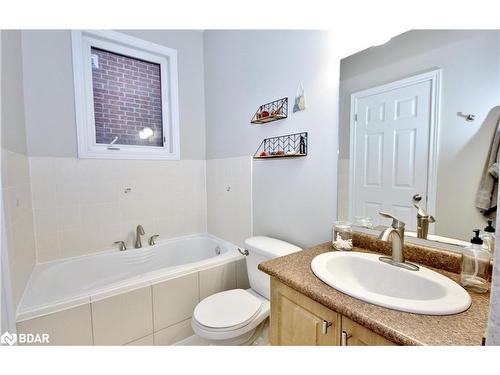 1117 Westmount Avenue, Innisfil, ON - Indoor Photo Showing Bathroom